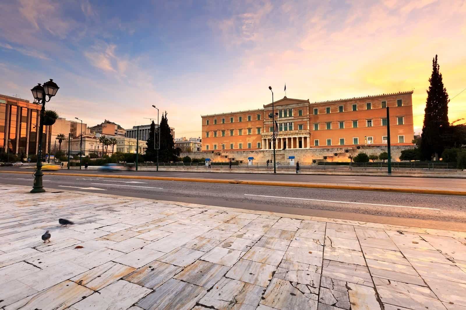 افضل 3 انشطة في ميدان سينتاجما اثينا اليونان