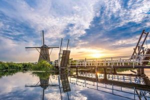 زيارة أشهر الأماكن السياحية - روتردام -  هولندا