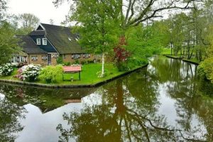 زيارة قرية جوثرون وملاهي واليبي هولاندا - أمستردام - هولندا