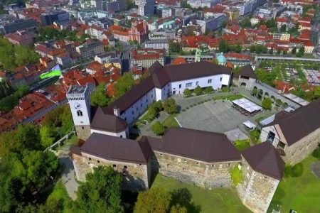 افضل 5 انشطة في قلعة ليوبليانا بسلوفينيا