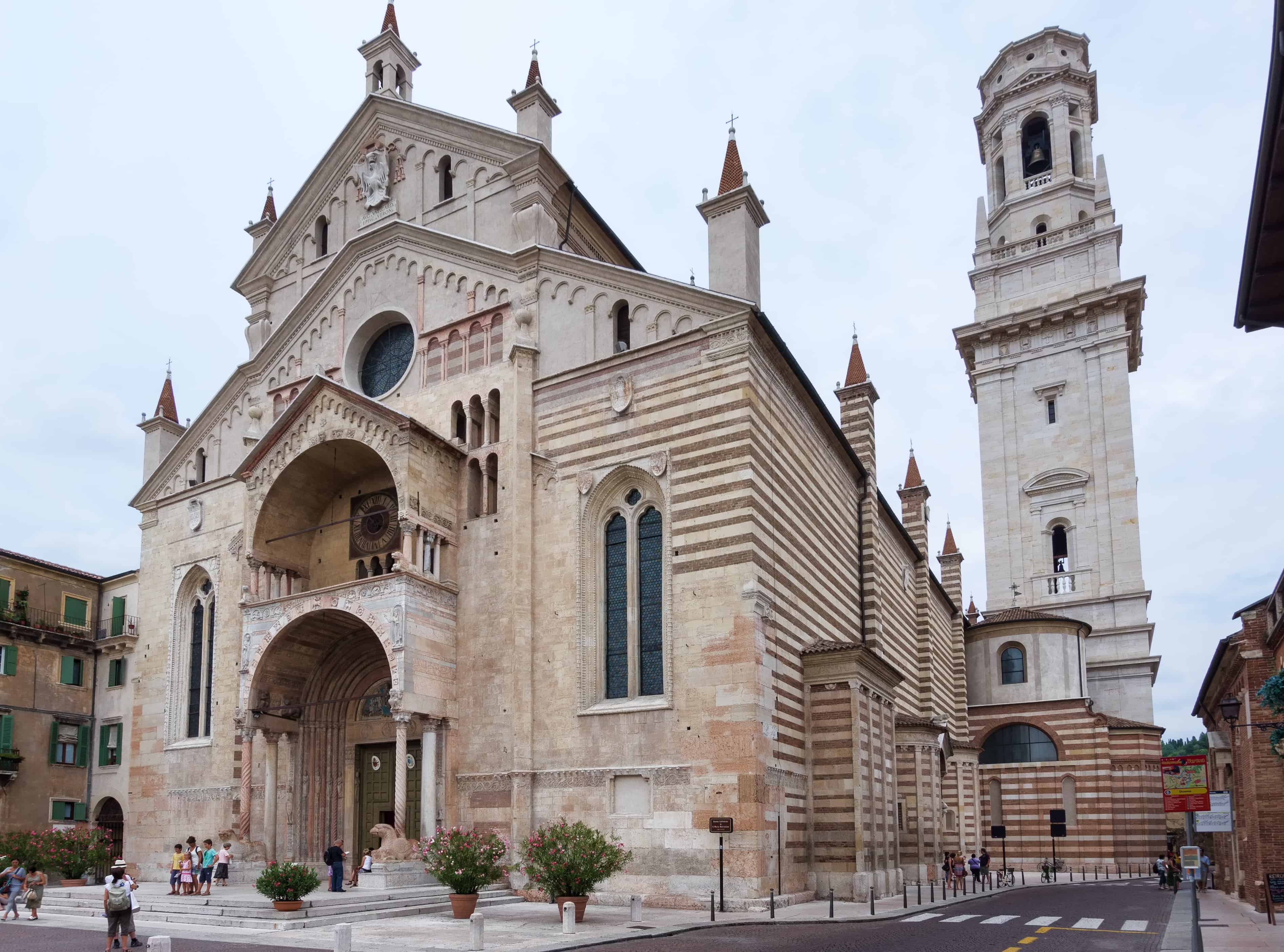 افضل 3 انشطة عند كاتدرائية فيرونا ايطاليا