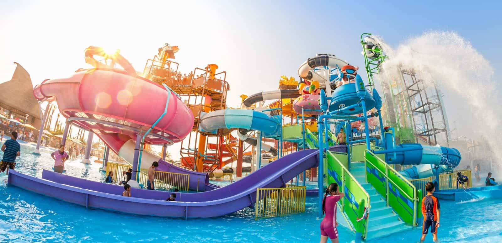 wavepool حدائق لومبيني المائية