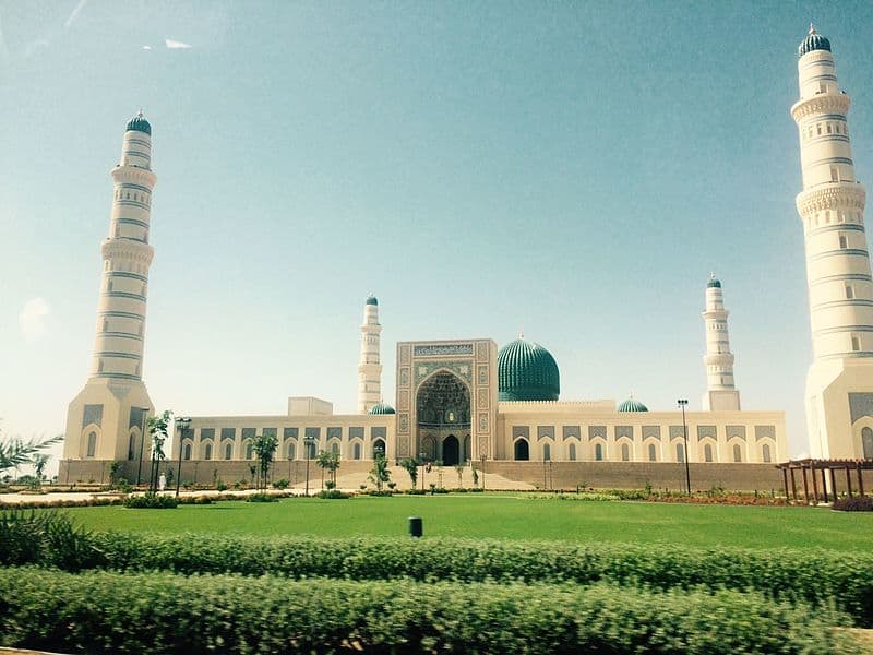 واجهة جامع السلطان بصحار