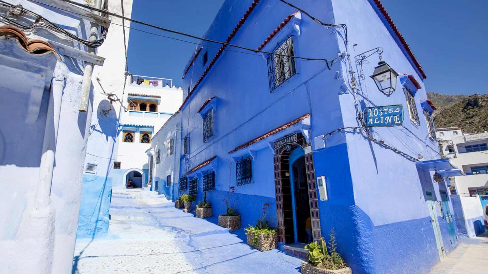 Ø§ÙŠÙ† ØªÙ‚Ø¹ Ø´ÙØ´Ø§ÙˆÙ† ÙˆØ§Ù„Ù…Ø³Ø§ÙØ© Ø¨ÙŠÙ†Ù‡Ø§ ÙˆØ¨ÙŠÙ† Ø§Ù‡Ù… Ù…Ø¯Ù† Ø§Ù„Ù…ØºØ±Ø¨ Ø¹Ø·Ù„Ø§Øª
