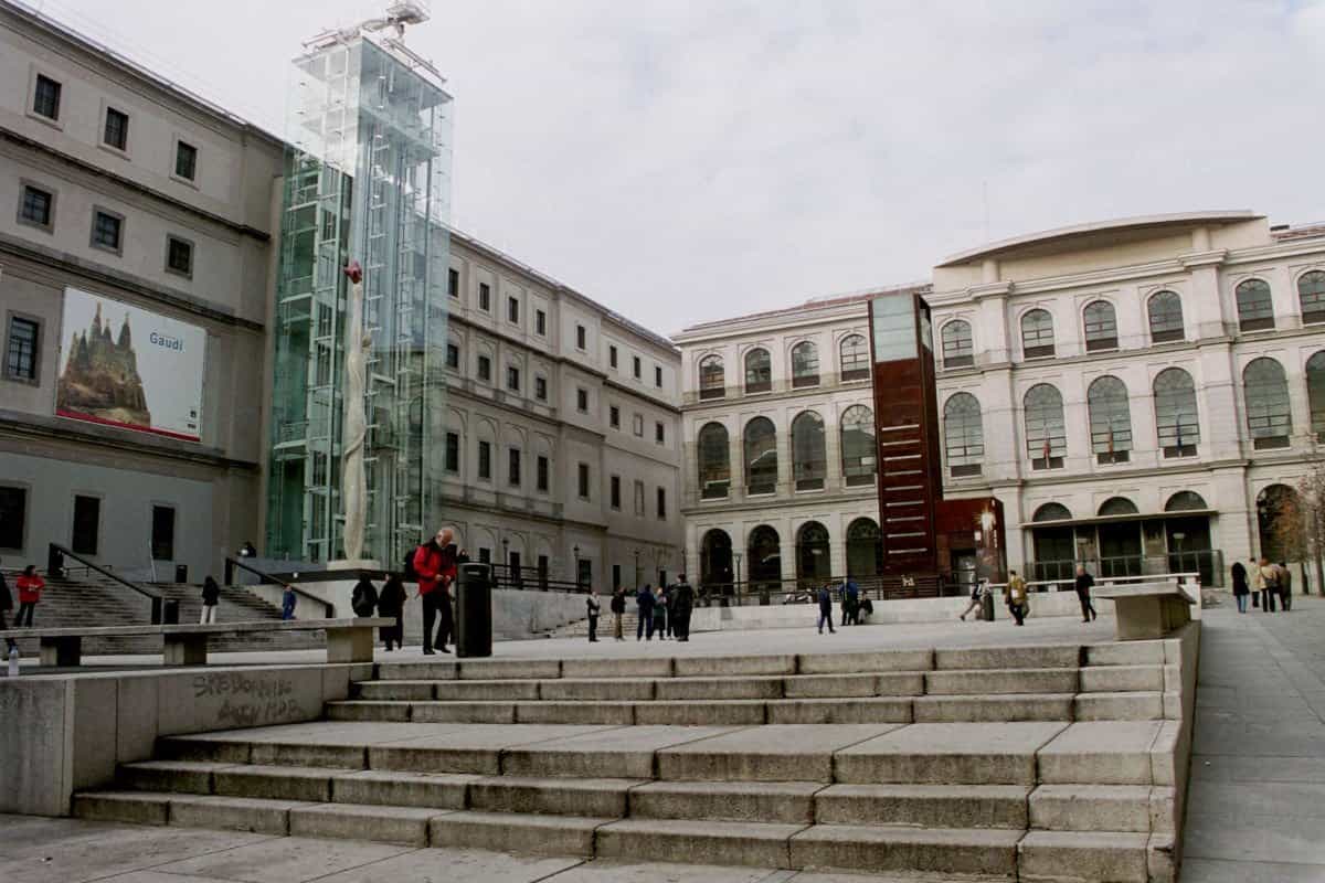 افضل 5 انشطة في متحف رينا صوفيا مدريد