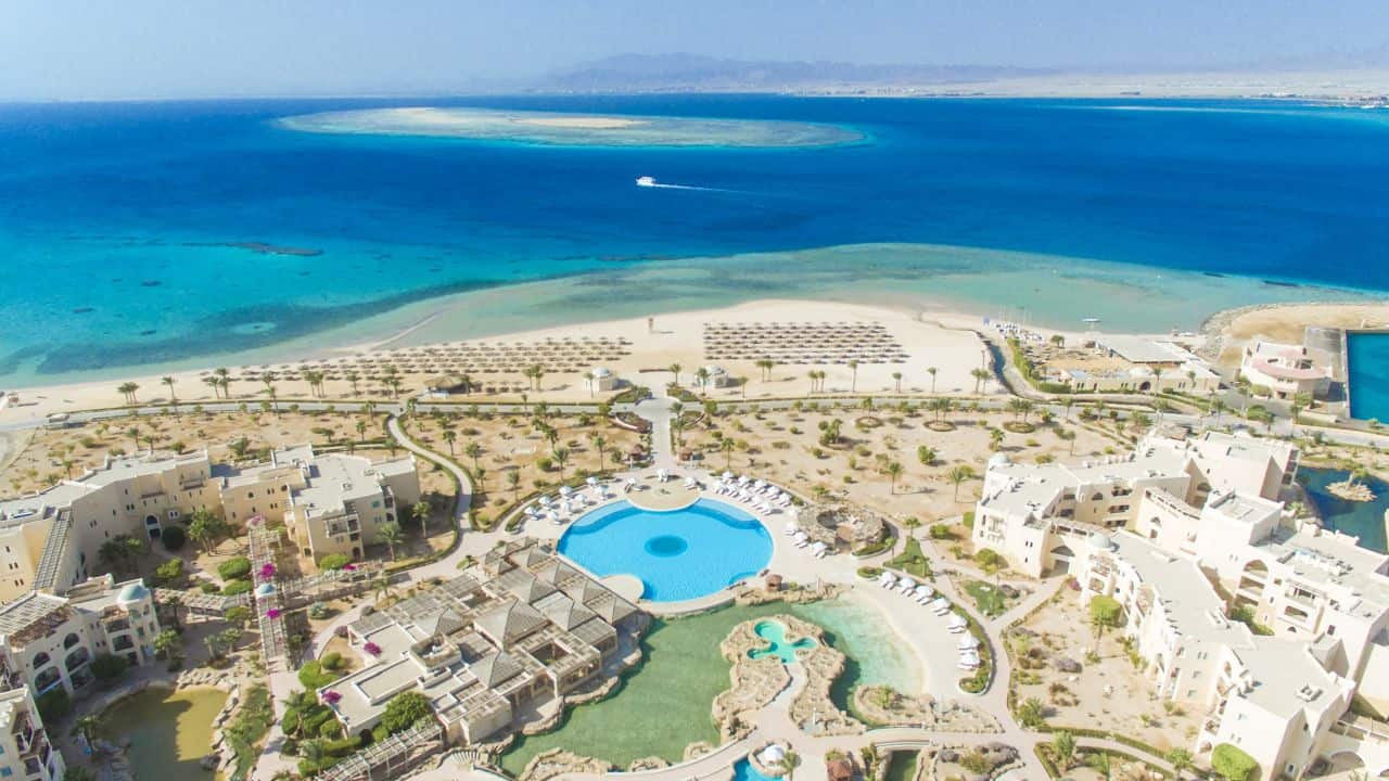 اين يقع خليج سوما وما اهم المدن القريبة منه
