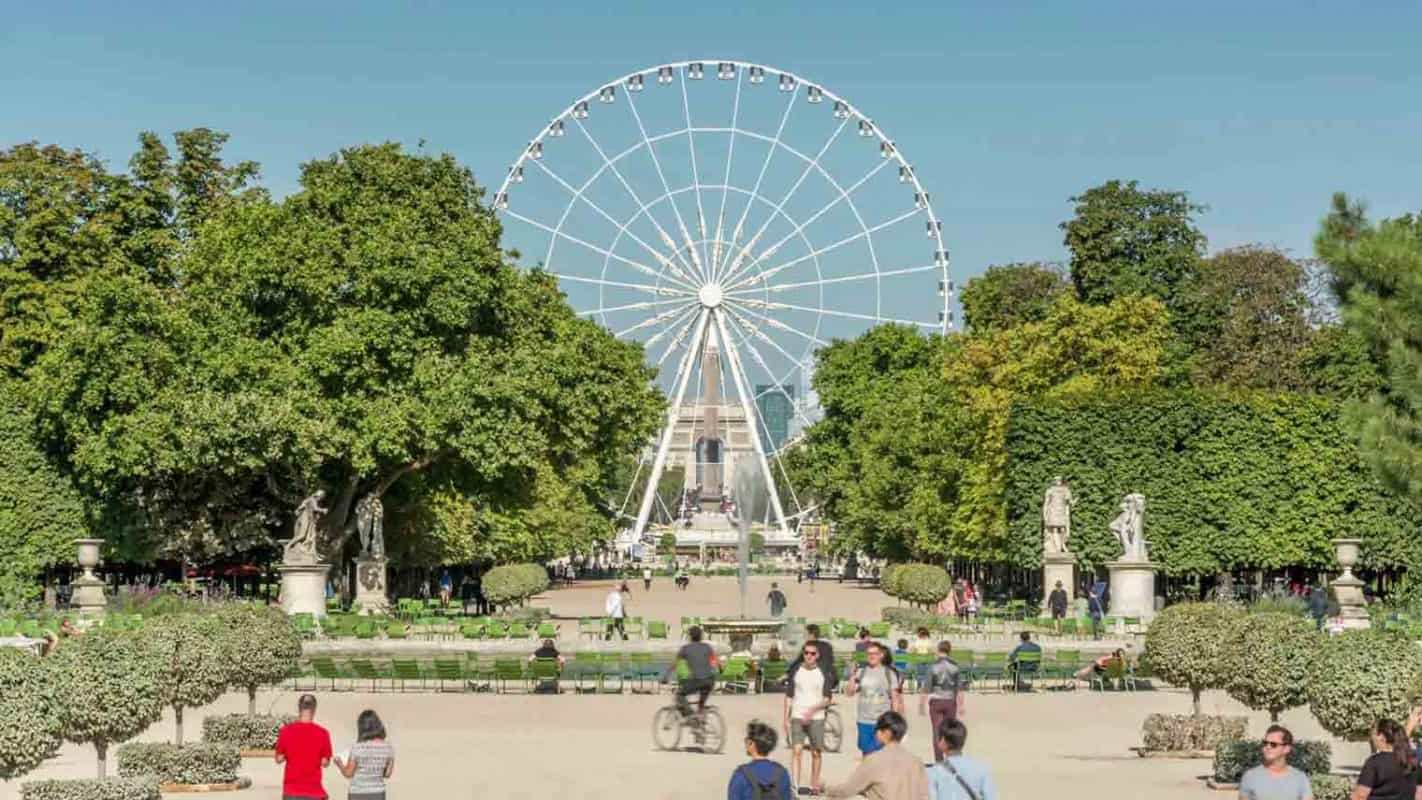عجلة فيريسف في Tuileries Garden