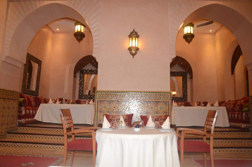 مطعم