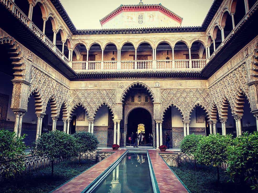 قصر المورق في اشبيليا اسبانيا