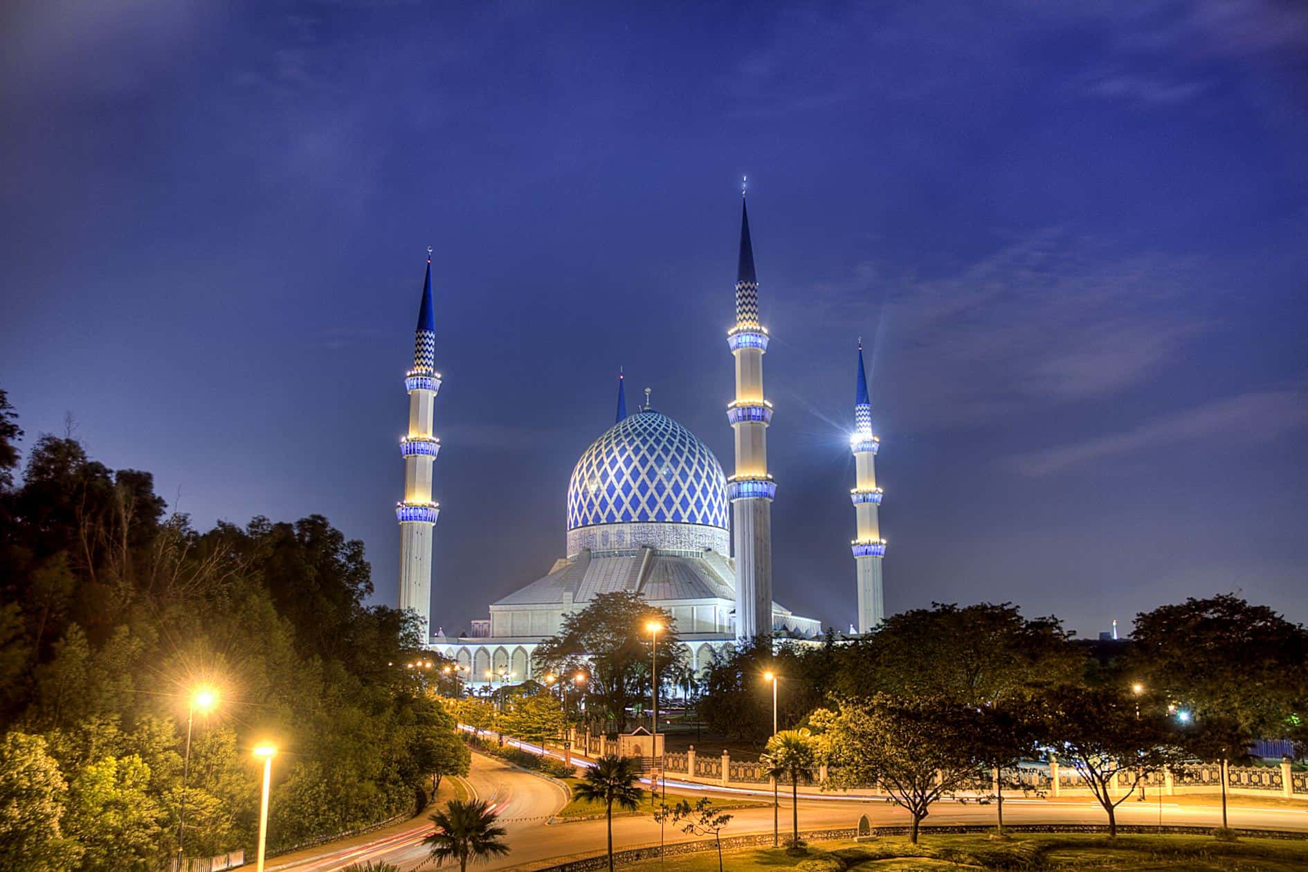 مسجد السلطان صلاح الدين عبد العزيز شاه