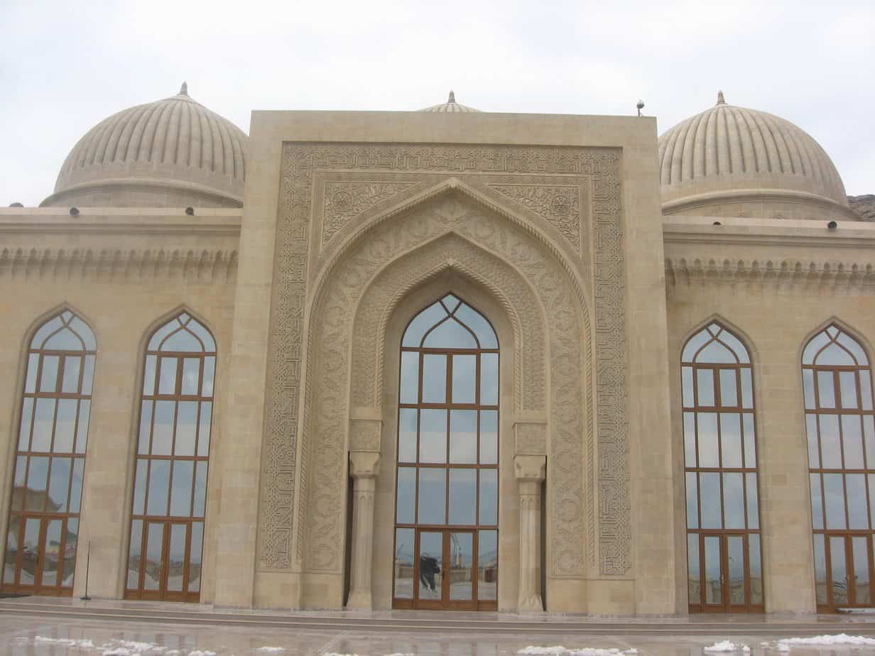 مسجد باب الهيبة في باكو