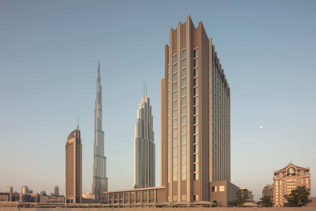 روف داون تاون