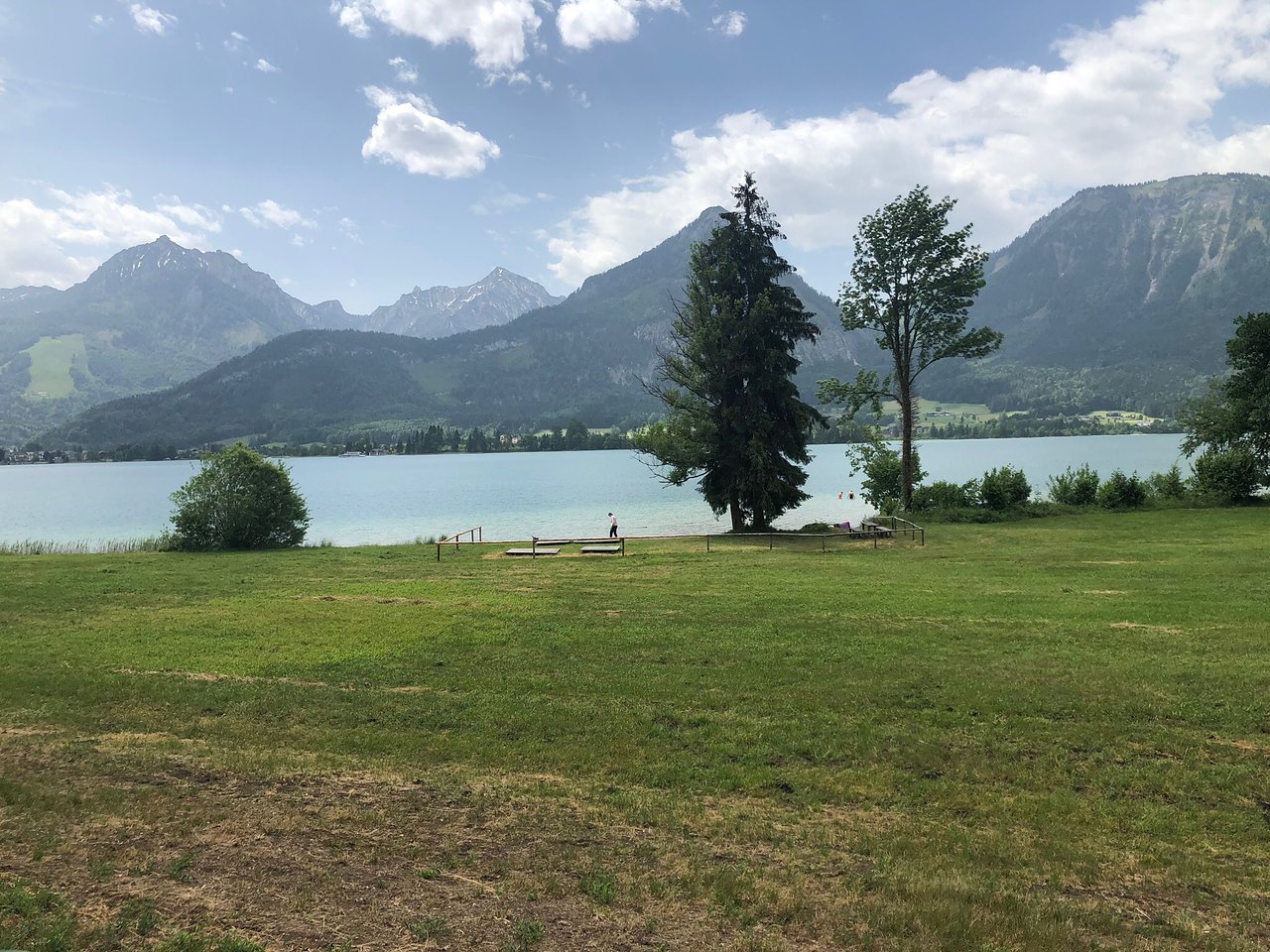 صورة لبحيرة وولف قانق النمسا
