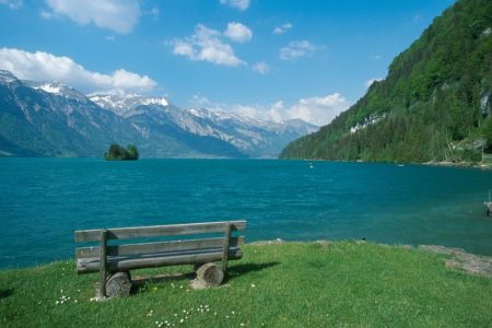 بحيرة برينز سويسرا تقرير مع صور و فيديو