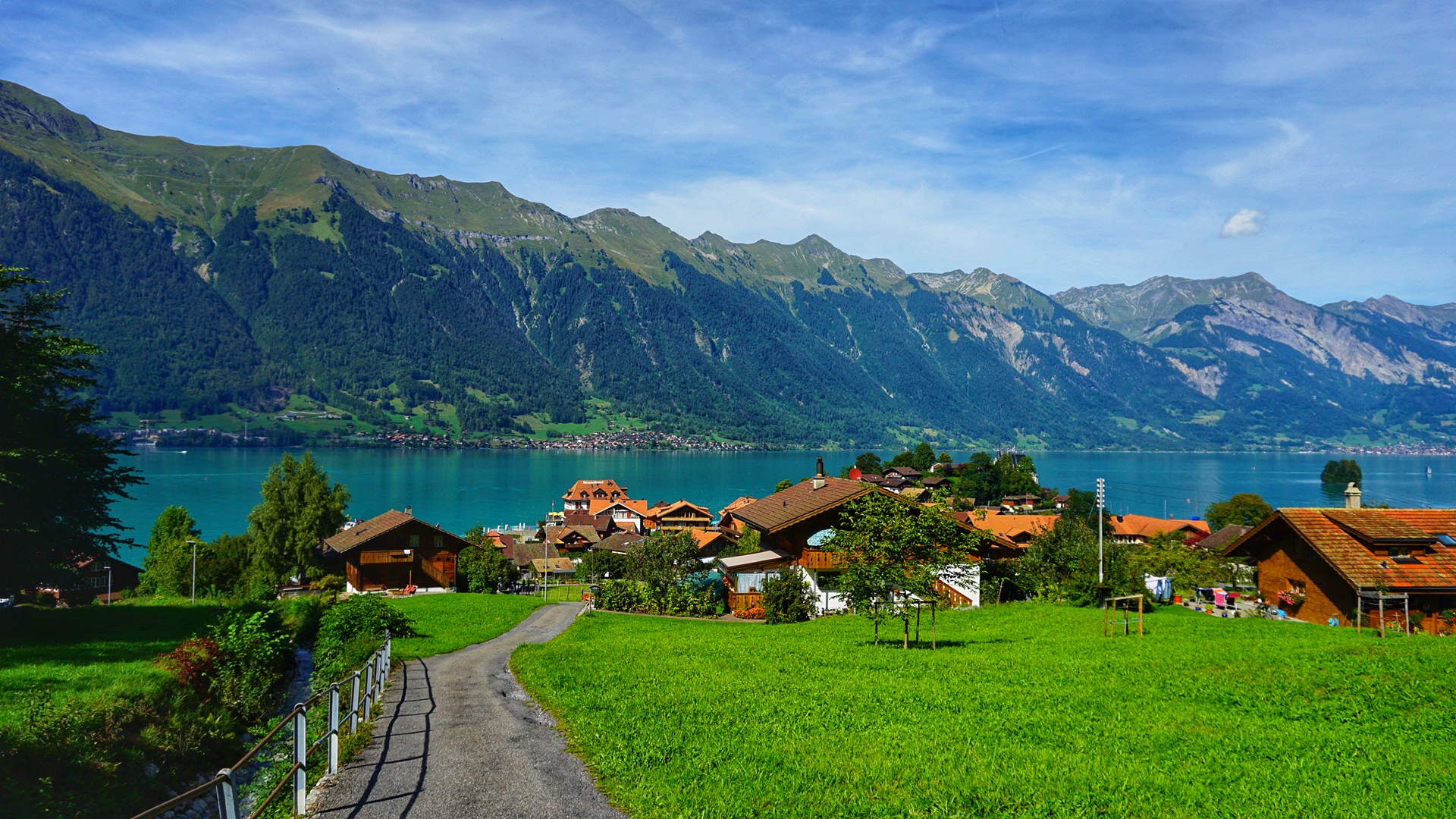 صورة لبحيرة بحيرة برينز سويسرا