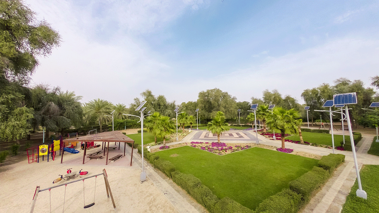 حديقة مشرف من الحدائق العامة دبي