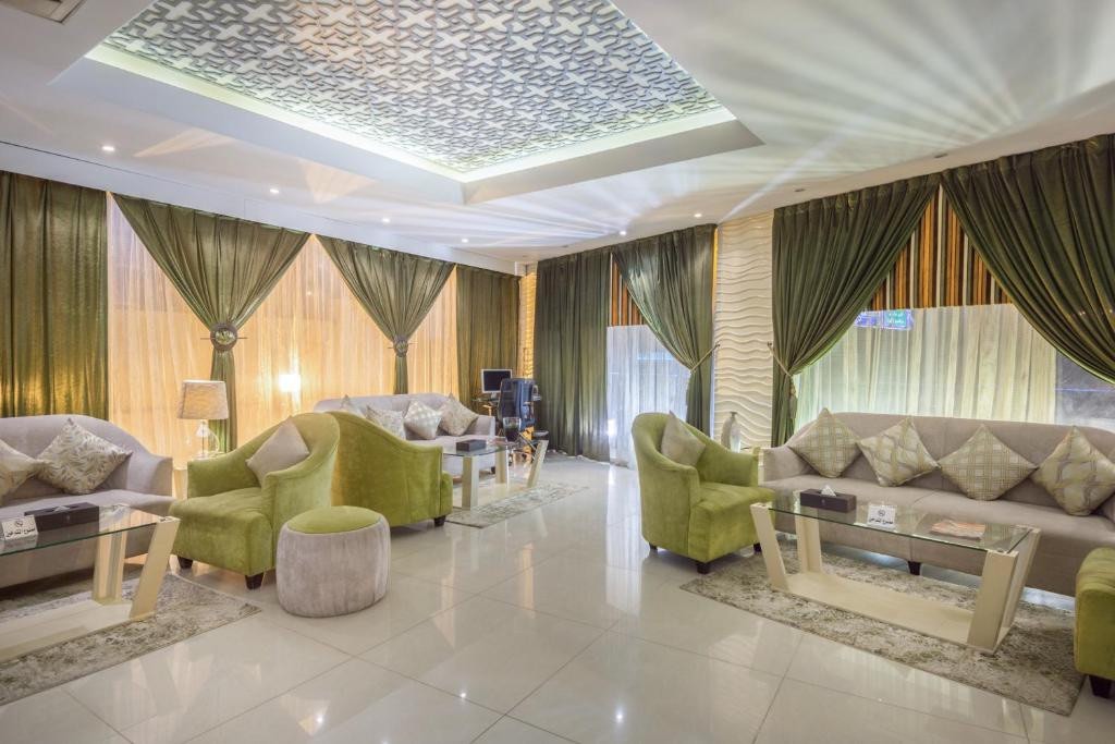 فندق قريب من مستشفى الملك فيصل التخصصي بالرياض