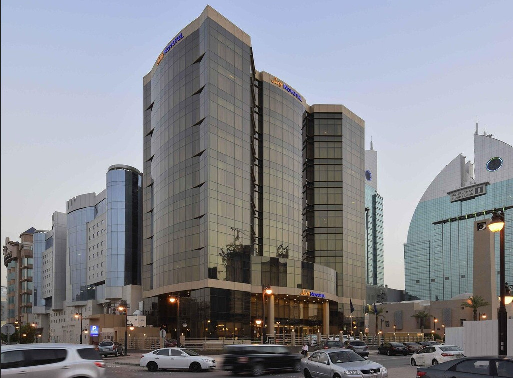 افضل فندق في الرياض فيه مسبح لعام 2023