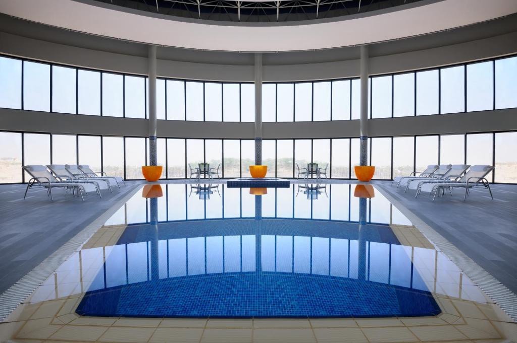 افضل فندق في الرياض فيه مسبح لعام 2023