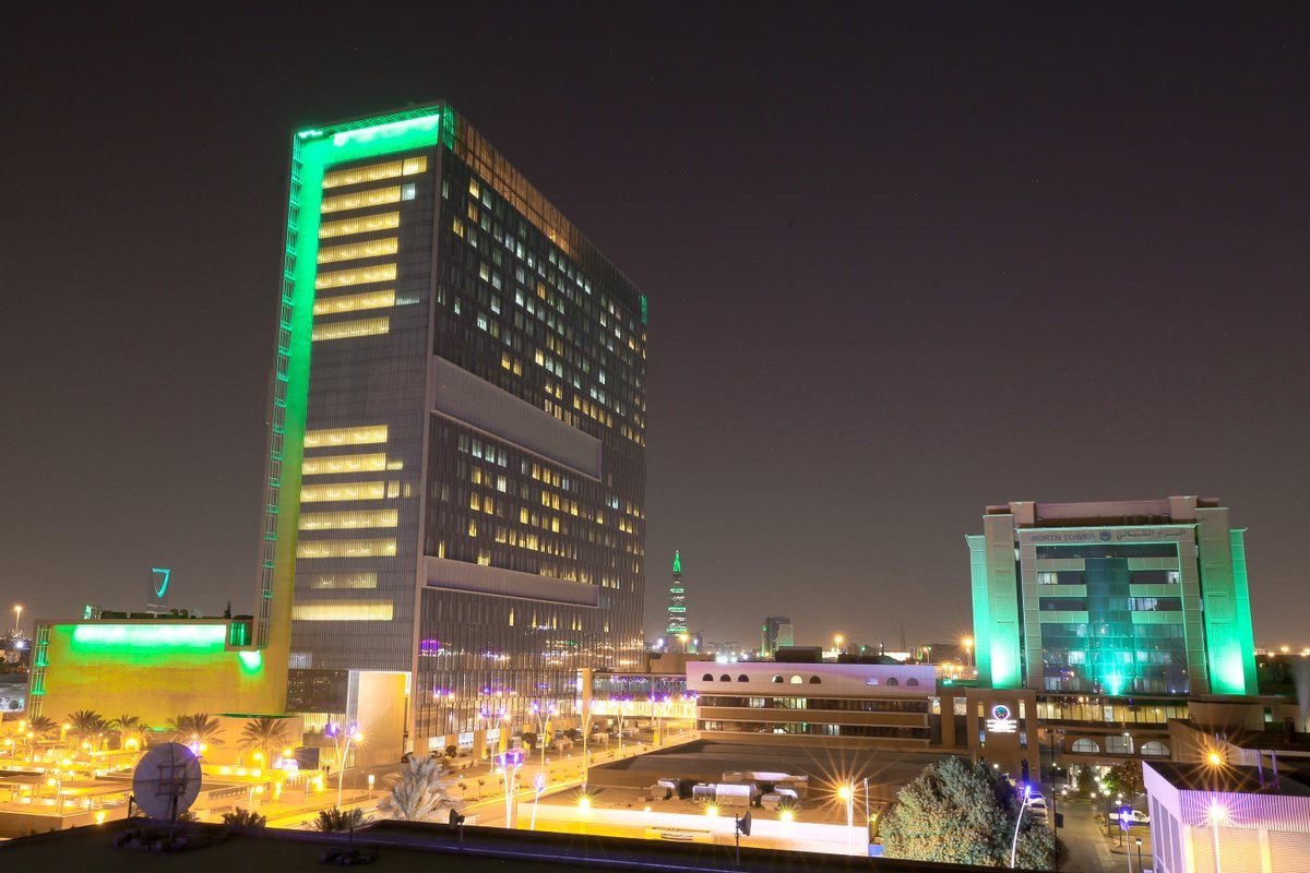 فندق قريب من مستشفى الملك فيصل التخصصي بالرياض