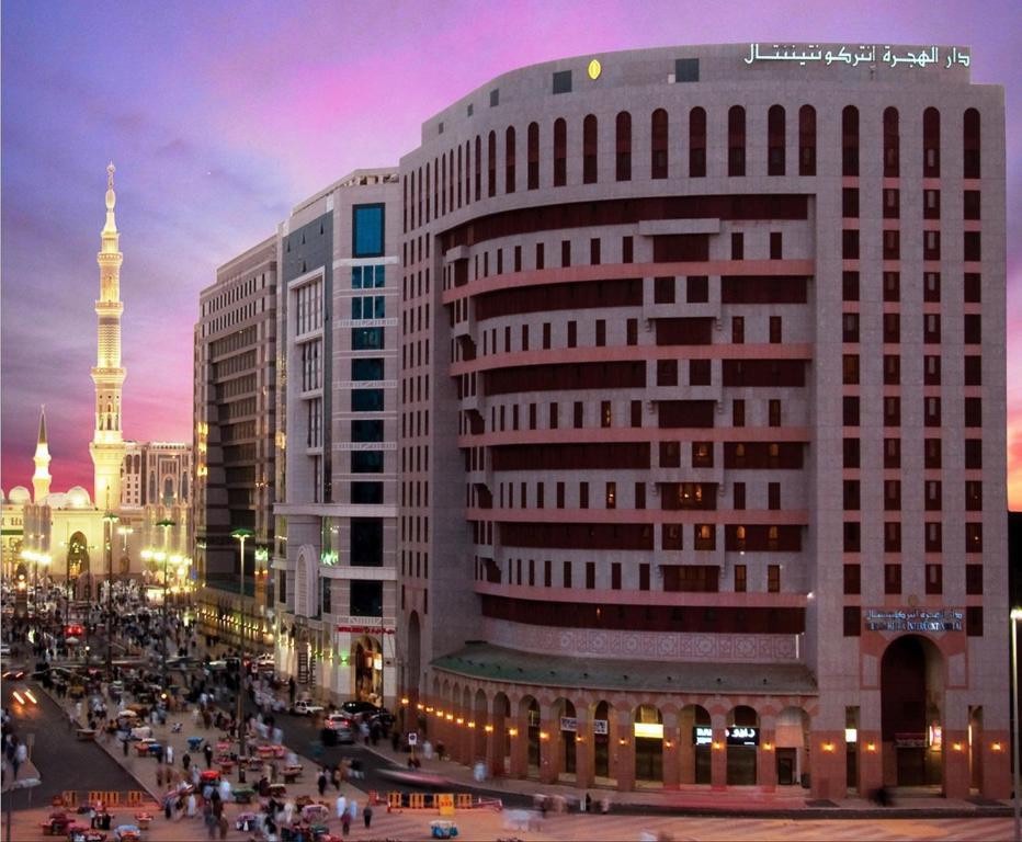 فنادق قريبه من الراشد ميغا مول المدينة