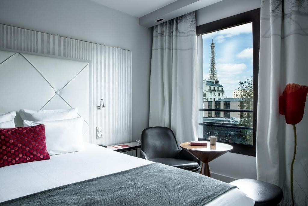 فنادق في باريس قريبة من برج ايفل