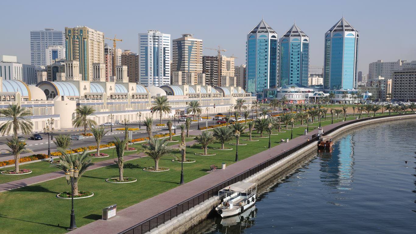 فندق قريب من مطار الشارقة الدولي