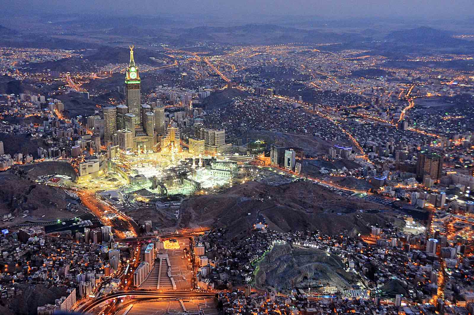 فنادق قريبه من مكه مول (المميزات +الخدمات +الأسعار)