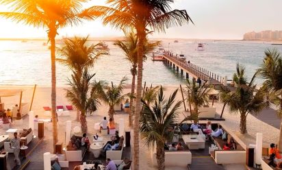 المطاعم المطله ع البرج او البحر في الامارات