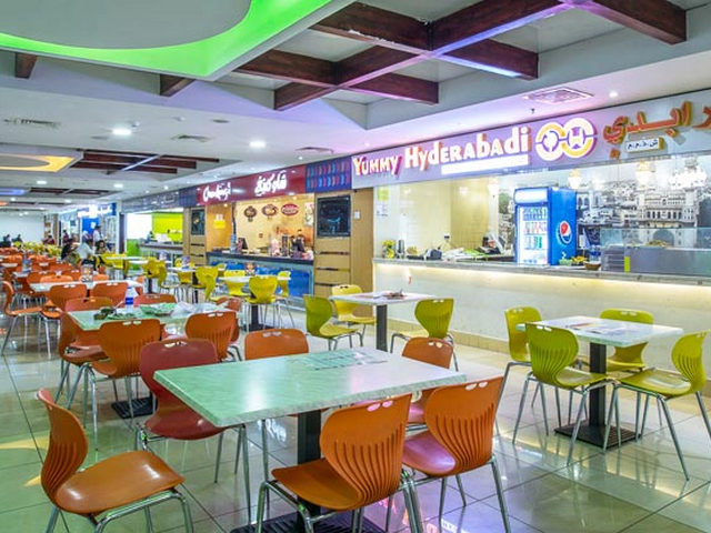 القوز مول دبي