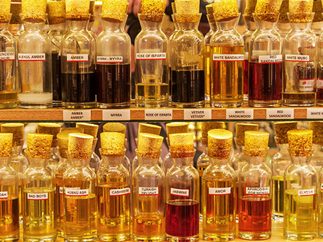 سوق العطور في دبي