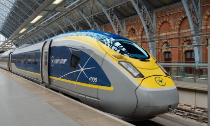 القطار بين لندن و باريس