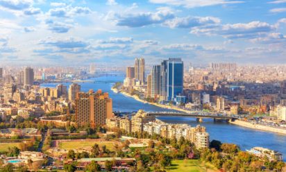 إستفسار بخصوص السكن مع عائلة في القاهره