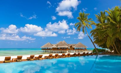 الجو في المالديف في شهر ابريل