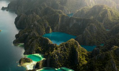 كم المسافه من الفلبين لاندونيسيا