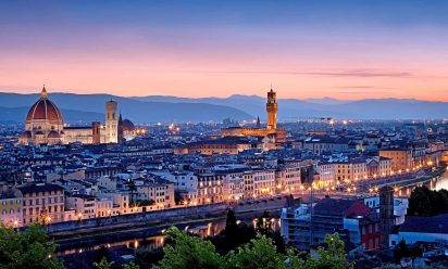 احد يعرف شي عن فلورنس