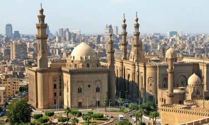 السفر برا من الامارات الي مصر