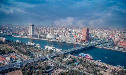 ايهم أفضل السفر للقاهرة بالدولار ام الريال