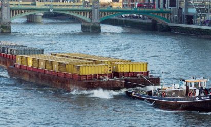 بخصوص وسيلة النقل من الجسر الى البحرين والعكس