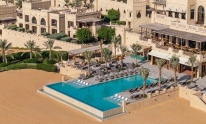 منتجع او فندق بعد الحدود السعوديه الاماراتيه