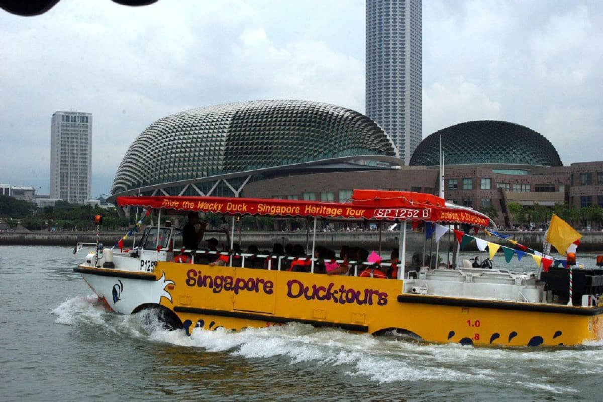 3. Singapore duck tours